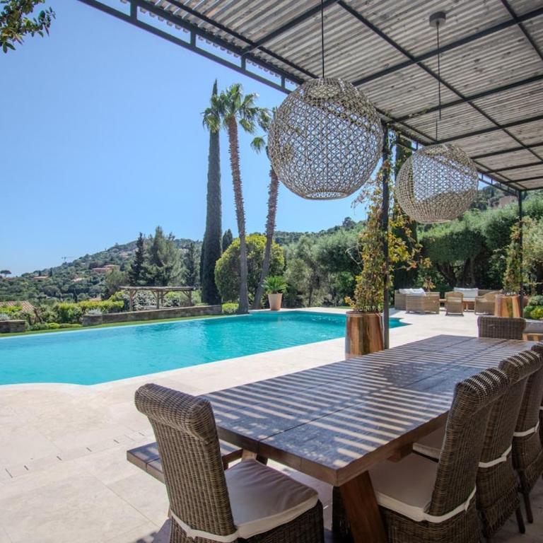Cavalaire | Vue Mer Infinie & Piscine à débordement - Villa - 8
