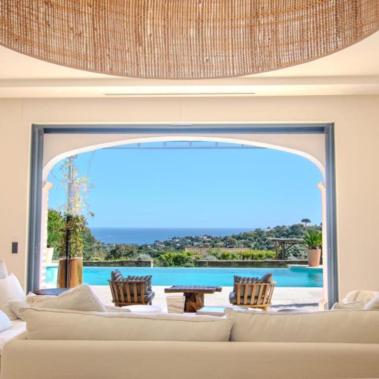 Cavalaire | Vue Mer Infinie & Piscine à débordement - Villa - 19