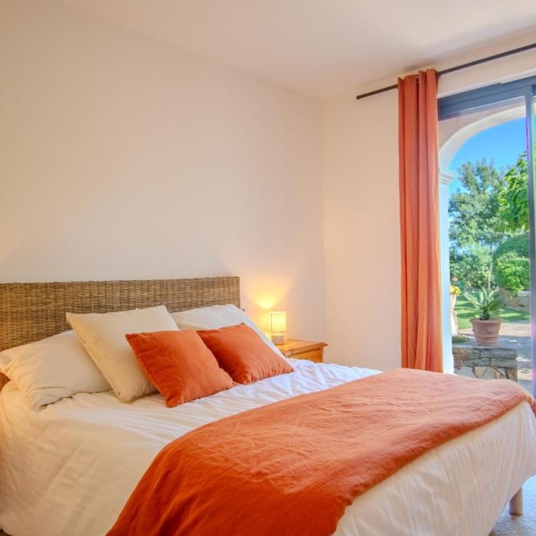 Cavalaire | Vue Mer Infinie & Piscine à débordement - Villa - 50