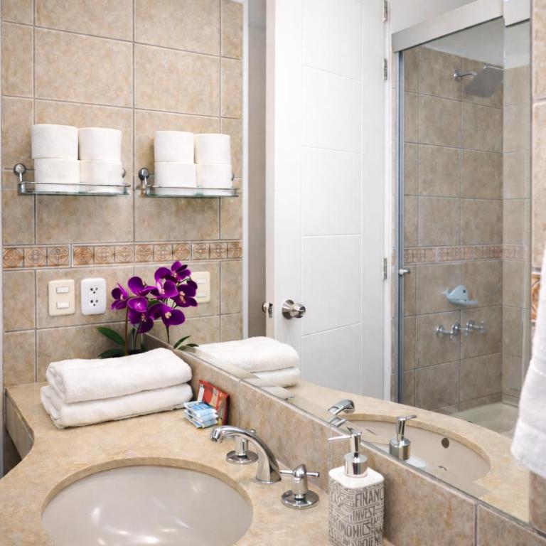 Miraflores Apartments 109 Tejada Ave by Private Host - Luxury Apartment - 17