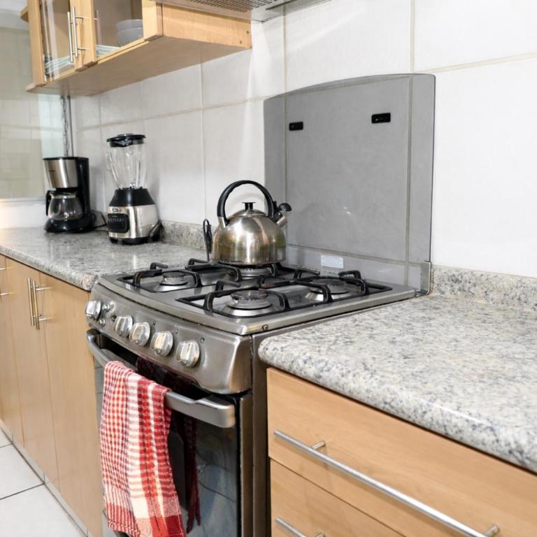 Miraflores Apartments 109 Tejada Ave by Private Host - Apartamento de lujo - 9