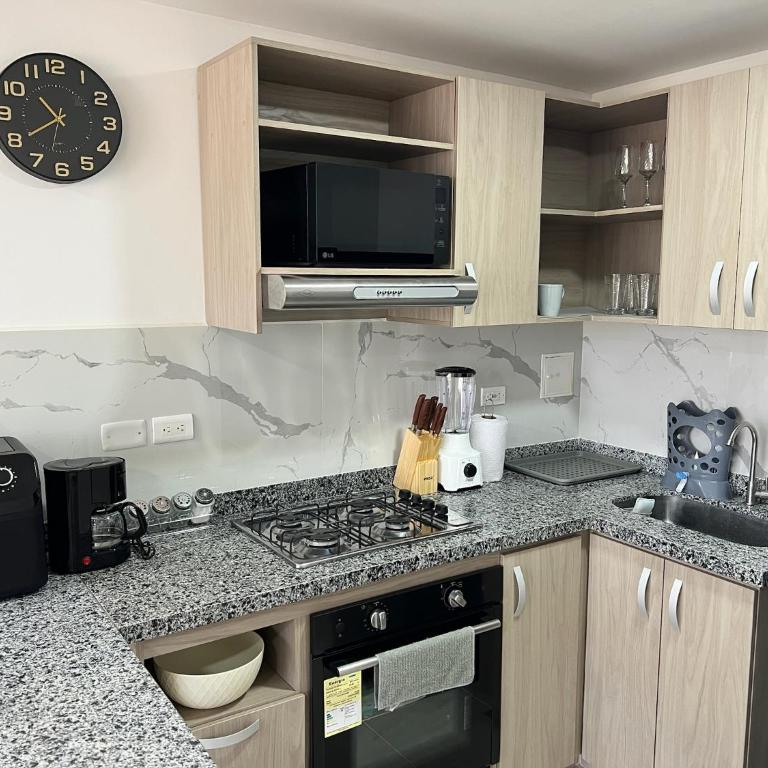 Apartamento cerca al aeropuerto en Cartagena - Two-Bedroom Apartment - 13