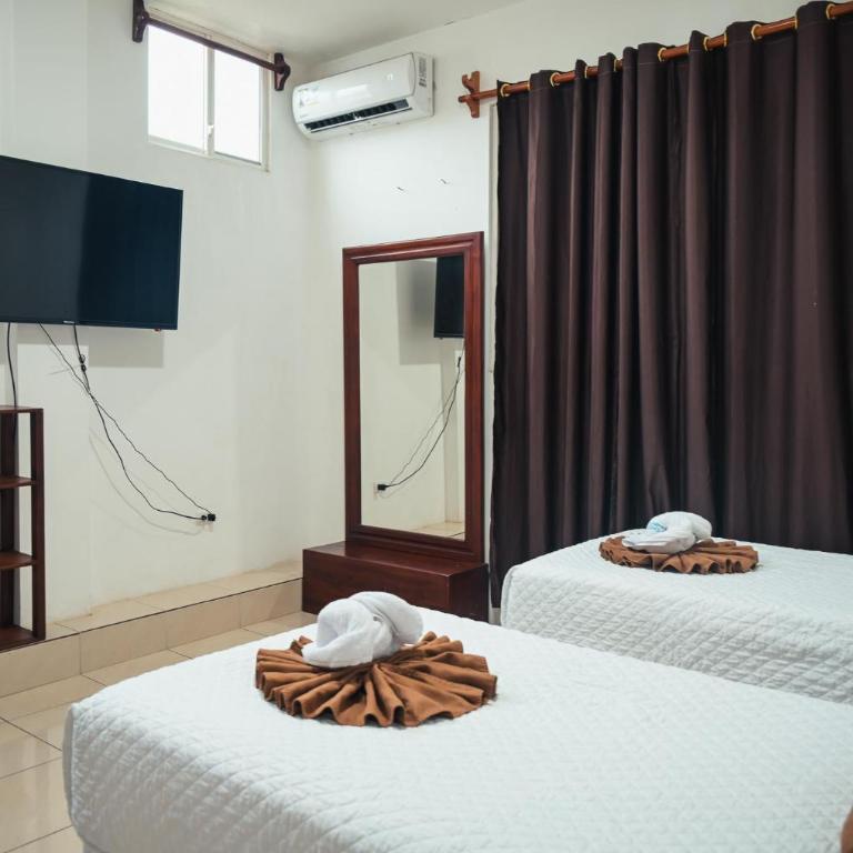 Carpao Lodging Galapagos - Double Room with Balcony - 5