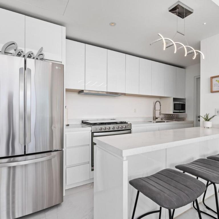 Great Location 3BR Condo walk to Beach & Downtown - Apartamento de 3 dormitorios - 8