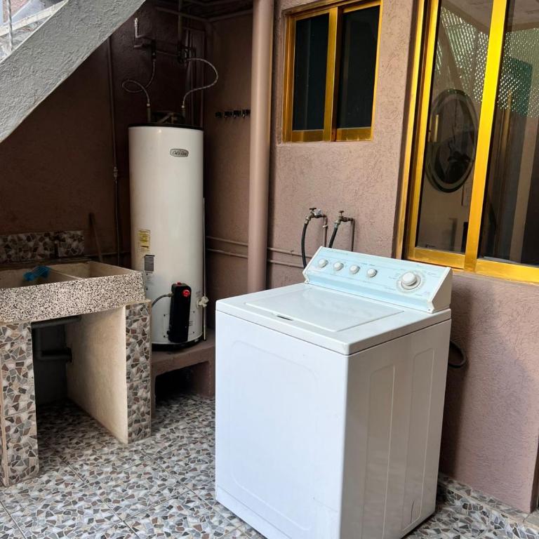 5BR Modern House with Patio & Parking near Polanco - Five-Bedroom House - 14