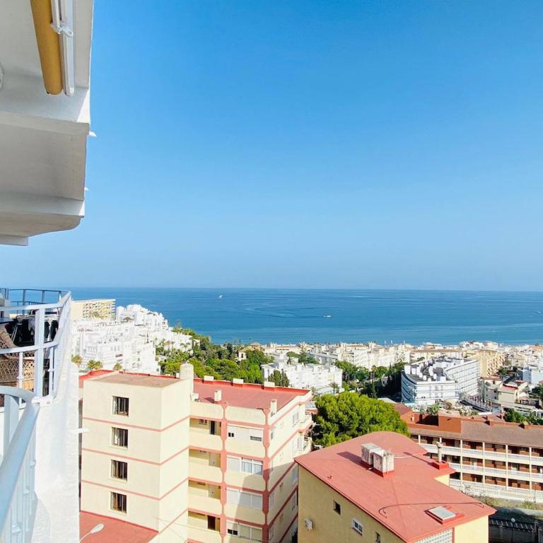 Luminoso ático con vistas al mar en Torremolinos - Apartamento - 21