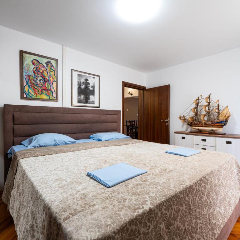 City-Side Apartments - Two-Bedroom Apartment - 5
