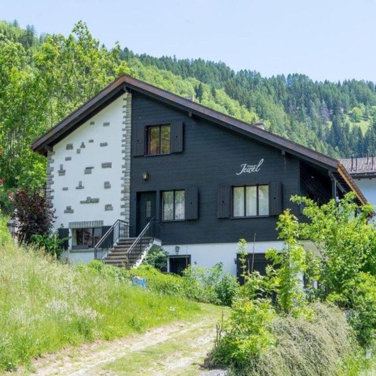 Elegant Fieschertal Alpine Chalet for 8 - Superior Chalet - 28