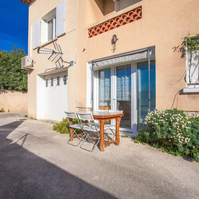 Studio climatisé proche parking gratuit, commerces et plages - Studio avec Terrasse - 5