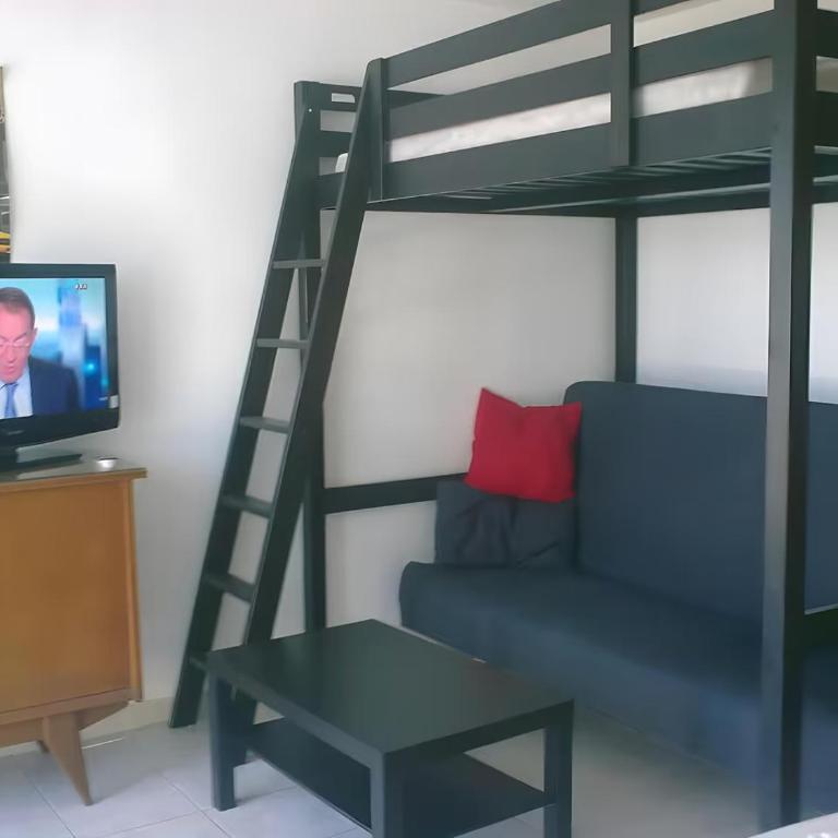 Studio climatisé proche parking gratuit, commerces et plages - Studio avec Terrasse - 7