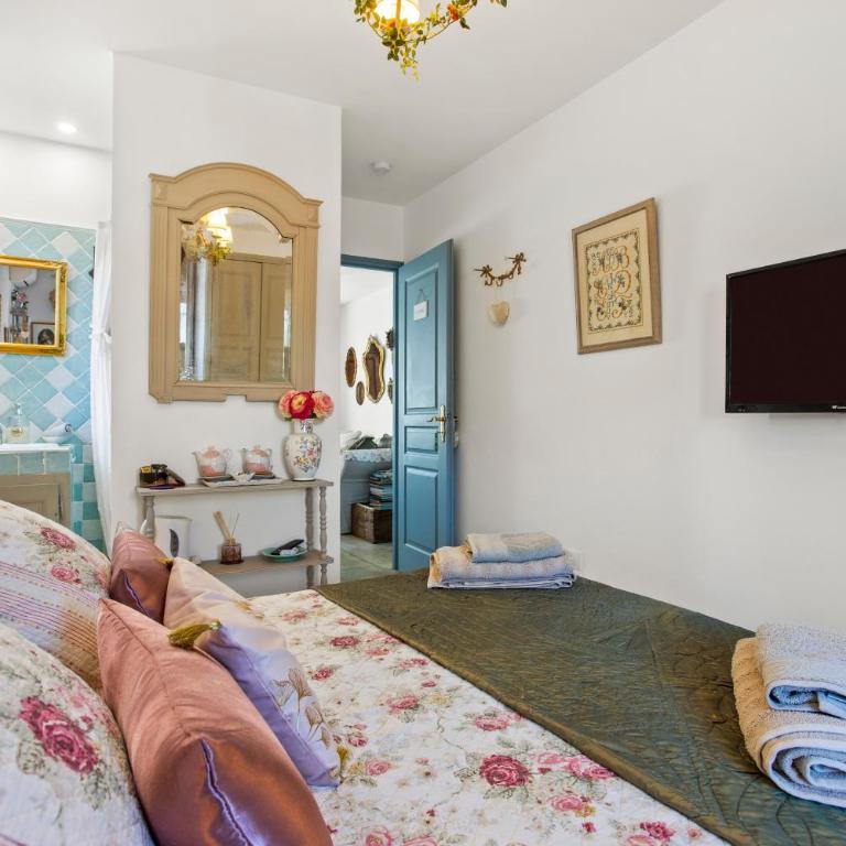 Chez Sophie - Chambres d'hôte - Chambre Double - Vue sur Montagne - 7