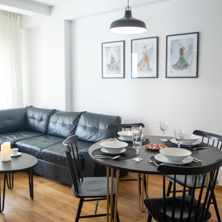 Trg 55 - komforan apartman sa dve spavaće sobe u modernoj zgradi na Trgu - Two-Bedroom Apartment - 15