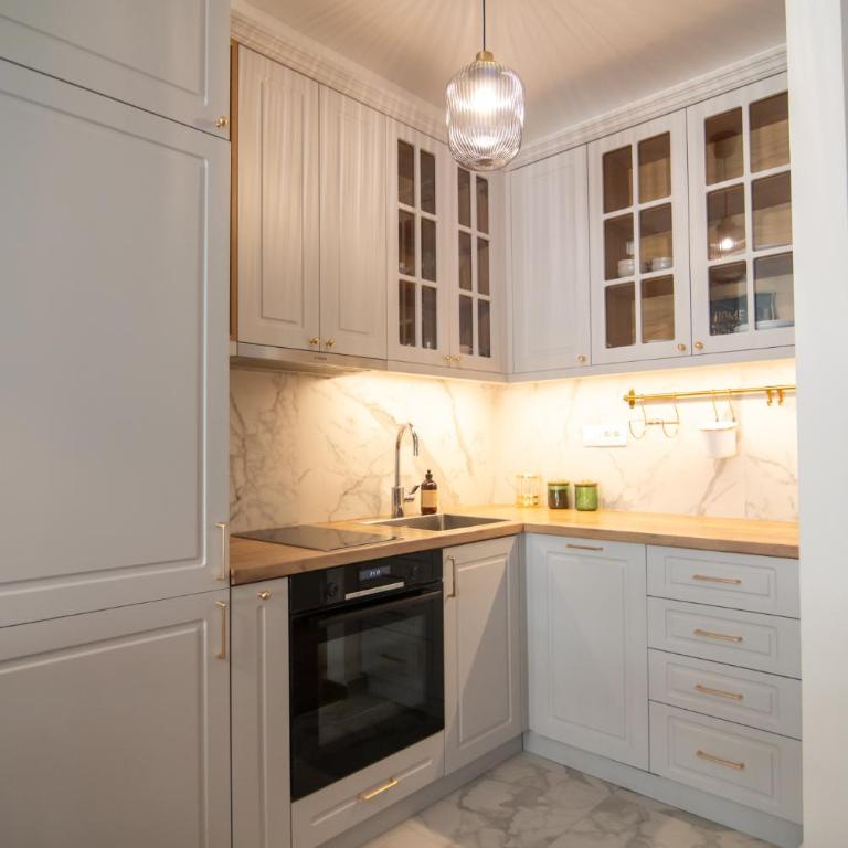 Trg 55 - komforan apartman sa dve spavaće sobe u modernoj zgradi na Trgu - Two-Bedroom Apartment - 18