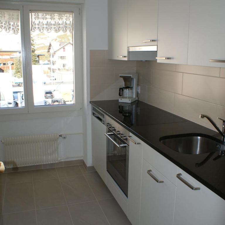 4 Zi Familienwohnung Haus Ravaisch 14 Davos Dorf EG - Apartment mit 3 Schlafzimmern - 3