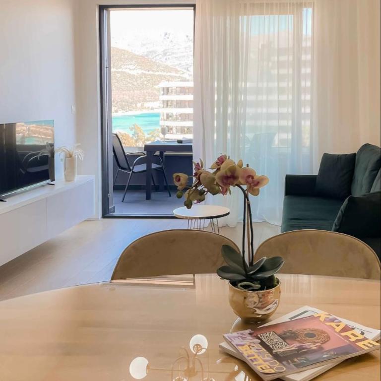Royal Residence Budva - One-Bedroom Apartment - 7
