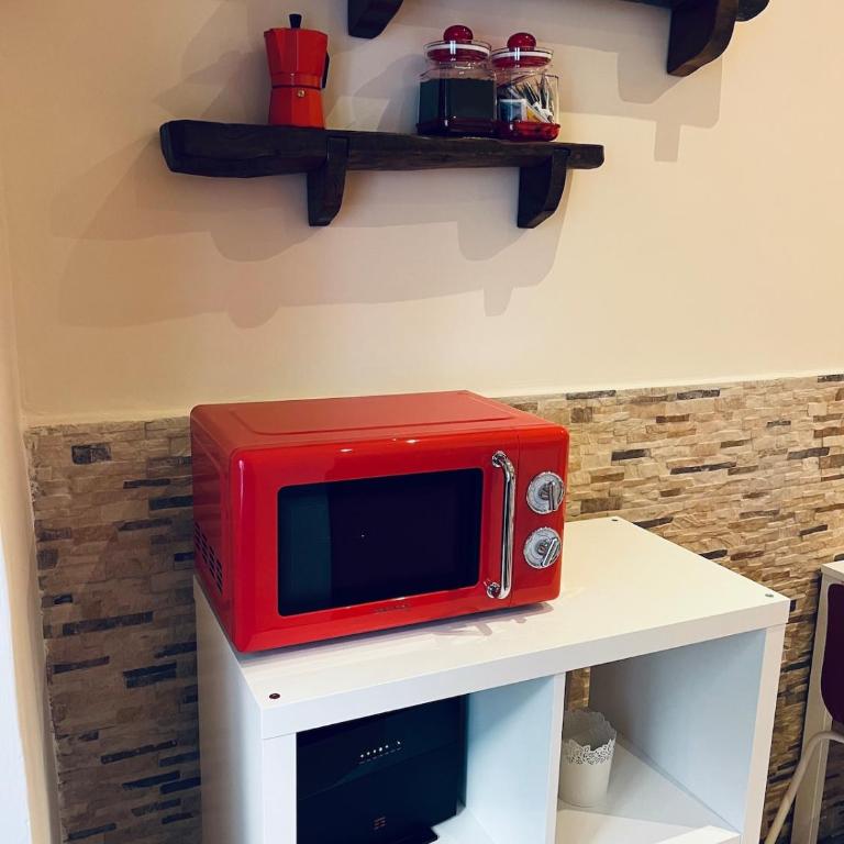 Cozy Renovated Flat near the Vatican! - Two-Bedroom Apartment - 4