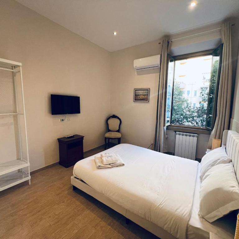 Cozy Renovated Flat near the Vatican! - Two-Bedroom Apartment - 15