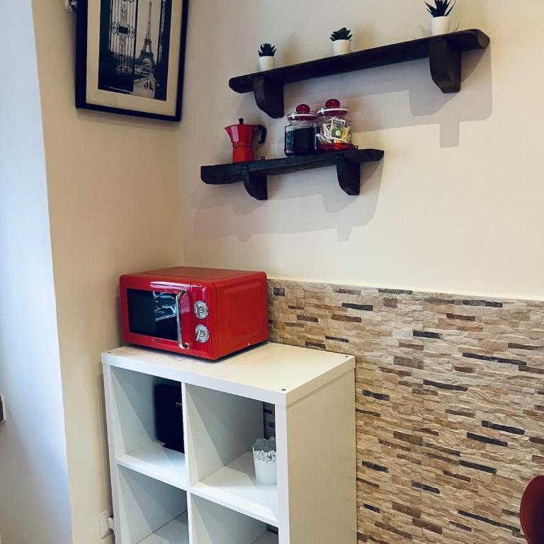 Cozy Renovated Flat near the Vatican! - Two-Bedroom Apartment - 21
