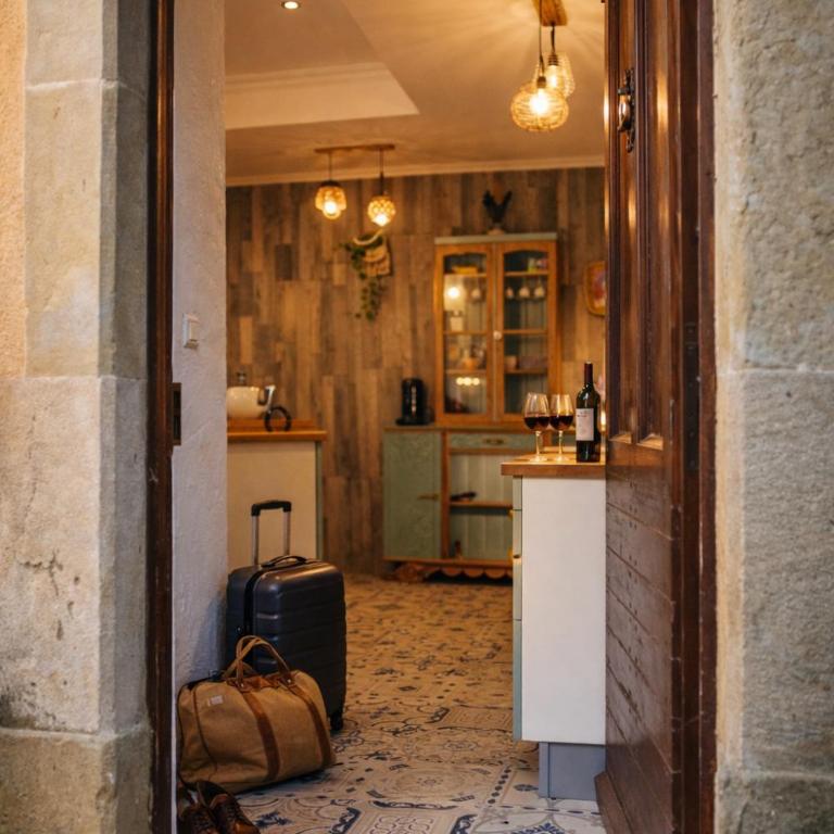 Domaine du Prieuré avec Piscine Ancien Couvent & Presbytère - Three-Bedroom Villa - 11