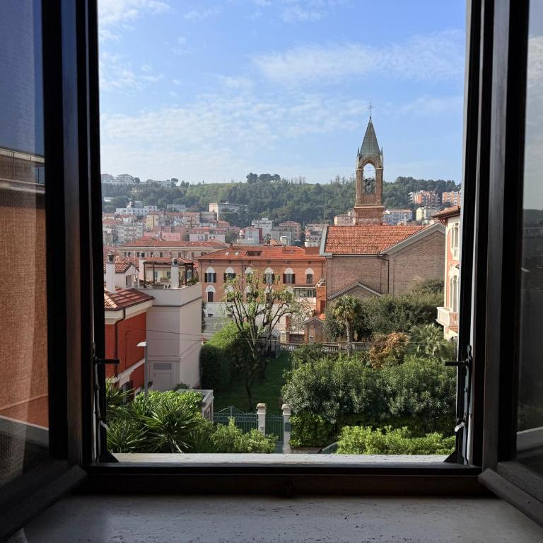 A47 Ancona, quadrilocale in pieno centro - Appartamento con 3 Camere da Letto - 1
