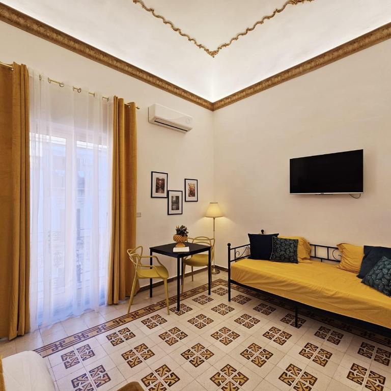 Antica dimora di sant'Antonino - charming central apartment for 8 - Appartamento con 2 Camere da Letto - 14
