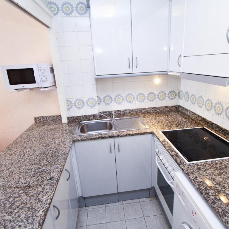 Apartamento CABO MENOR 2 - Faro Salou - Apartamento - 16