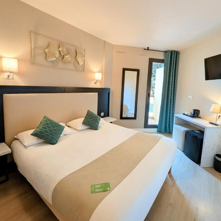 Hôtel Le Collier - Chambre Double - Côté Ville - 2