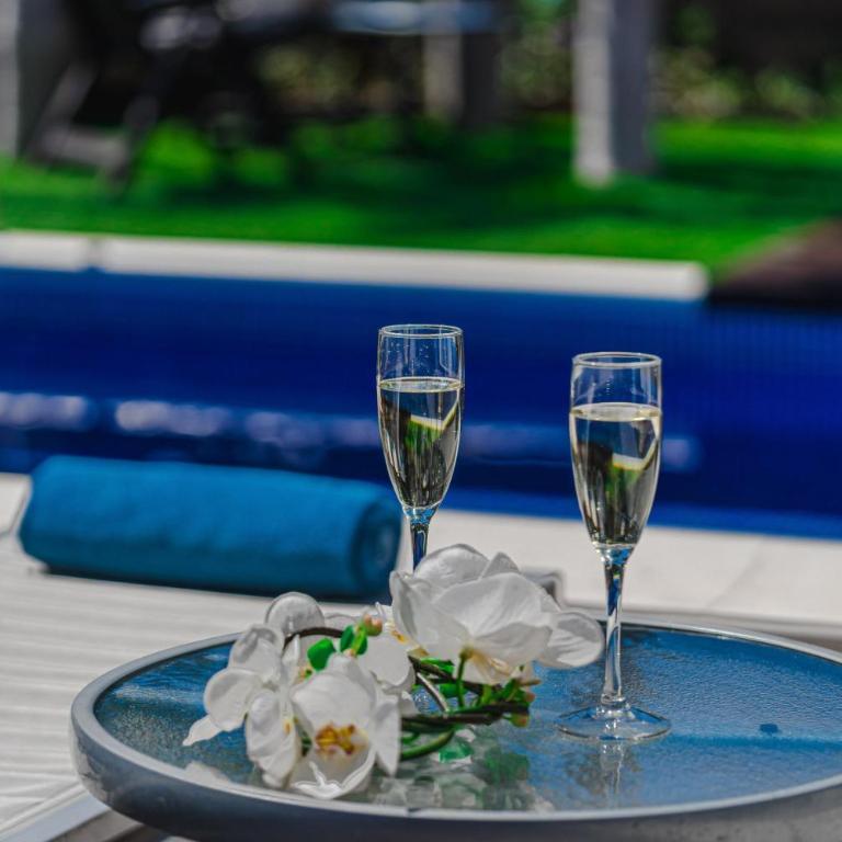 Lux Villa 7 with 6 Bedrooms, 4 Bathrooms - Villa - 5