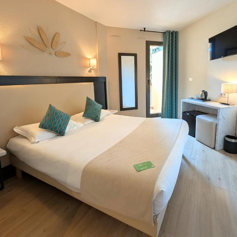 Hôtel Le Collier - Chambre Double - Côté Ville - 6