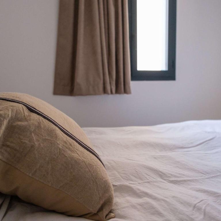 Les Suites du Parc - Séjour élégant face au parc Simone Veil de 2 chambres à 2 minutes des halles - Apartment - 17
