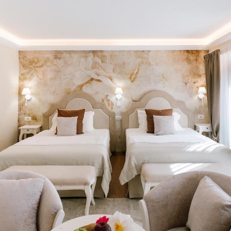 Relais Villa Porta - Deluxe Doppel-/Zweibettzimmer mit Seeblick - 1