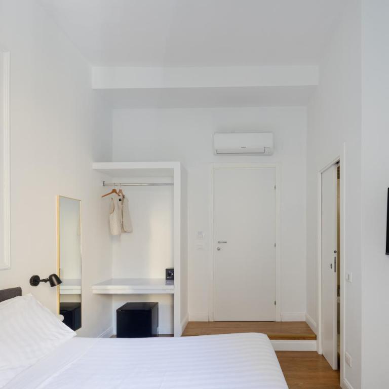 Suites by Chloe - Deluxe Double Room - 9