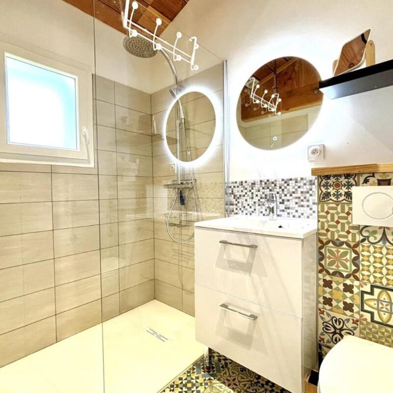 Air-conditioned house with swimming pool - Villa - 8