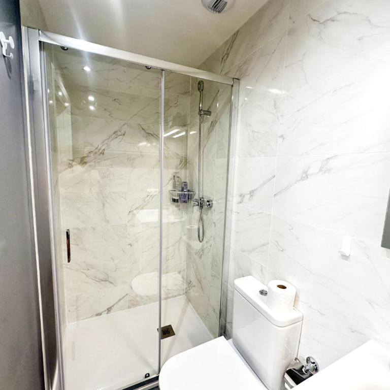 A505 Modern Apartment with Private Terraces - Apartamento - 2