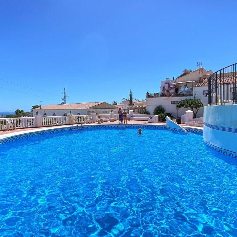 A2404 Beautiful Townhouse with Communal Pool, Nerja - Casa de 3 dormitorios - 5