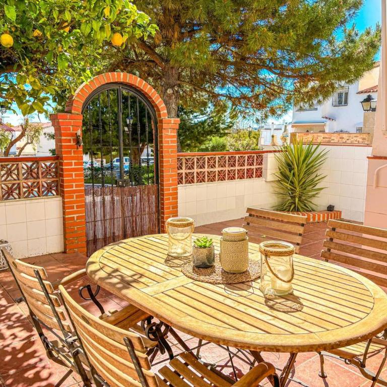 A2404 Beautiful Townhouse with Communal Pool, Nerja - Casa de 3 dormitorios - 9