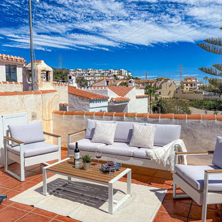 A2404 Beautiful Townhouse with Communal Pool, Nerja - Casa de 3 dormitorios - 34