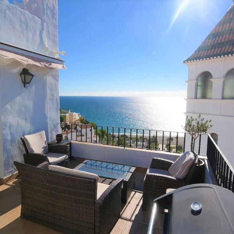 A0275 Beautiful bright apartment Nerja - Apartamento con vistas al mar - 4