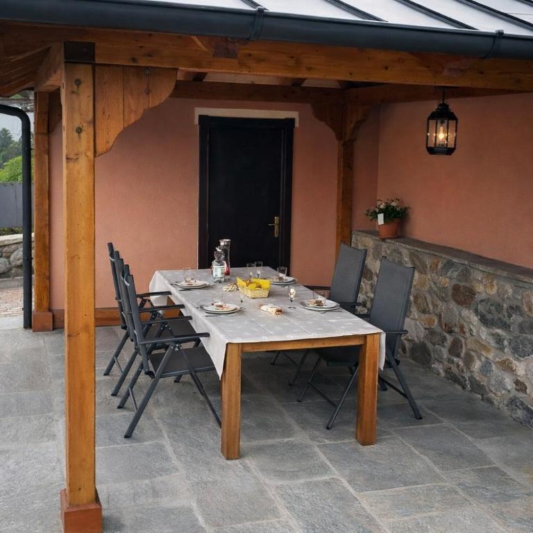 Chez Seresin Aosta Pila 60mq zona BBQ Garage per Moto Sci Bici e Netflix - Appartamento con 1 Camera da Letto, Balcone e Vista Montagna - 12