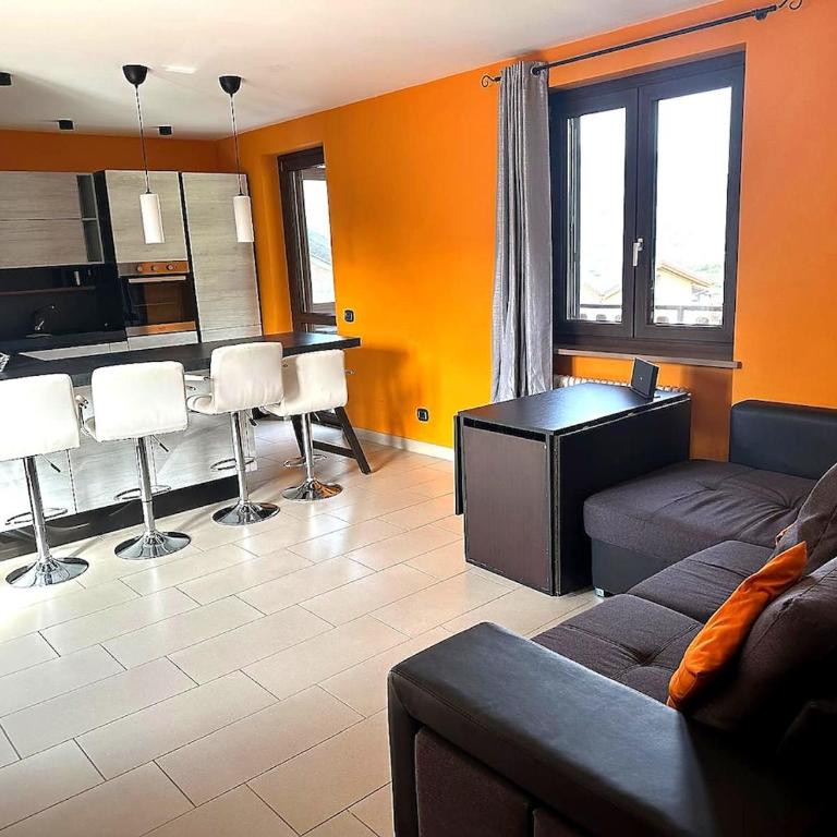 Chez Seresin Aosta Pila 60mq zona BBQ Garage per Moto Sci Bici e Netflix - Appartamento con 1 Camera da Letto, Balcone e Vista Montagna - 3