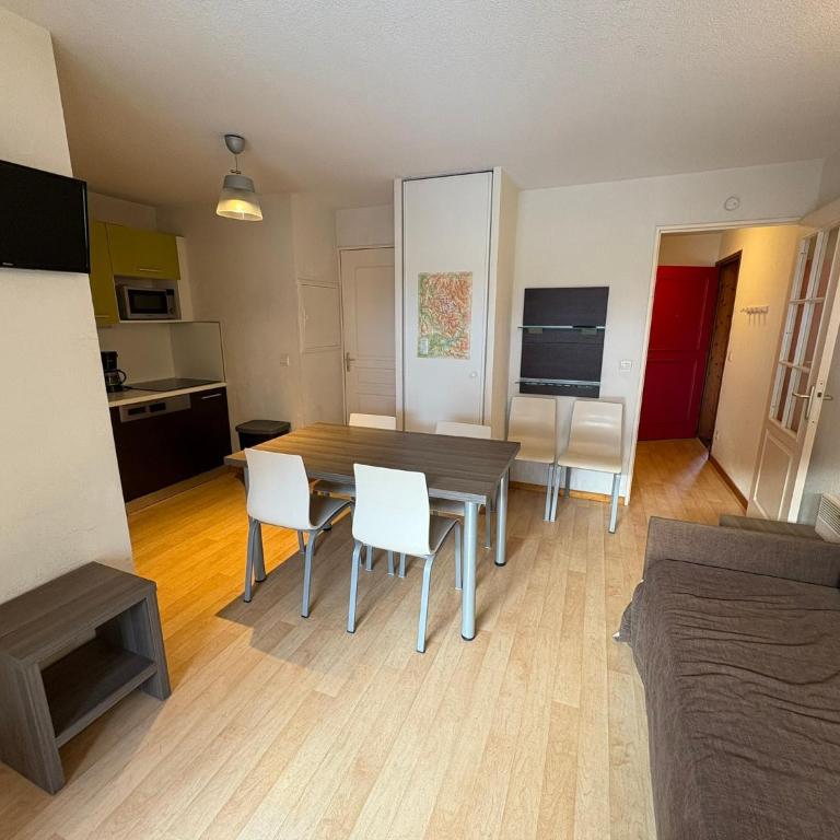 L'Eterlou by Mountain Collection Immobilier - 3 Pièces 2 chambres Standard 6 pers N°104 - 1