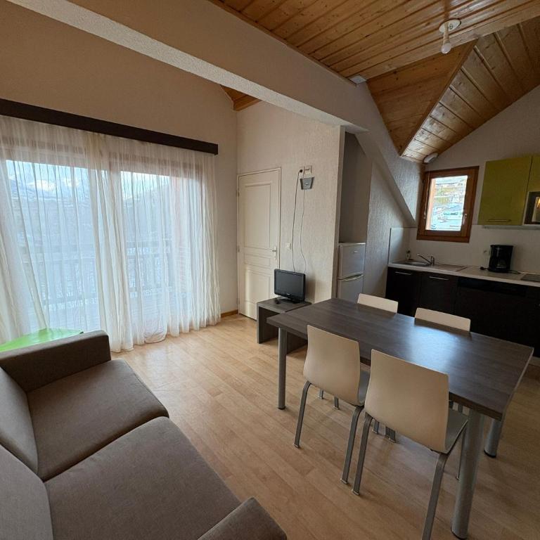 L'Eterlou by Mountain Collection Immobilier - 3 Pièces 2 chambres Confort 6 pers N°205 double balcon - 3