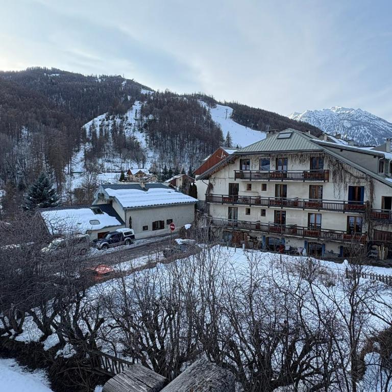 L'Eterlou by Mountain Collection Immobilier - 3 Pièces 2 chambres Confort 6 pers N°205 double balcon - 1