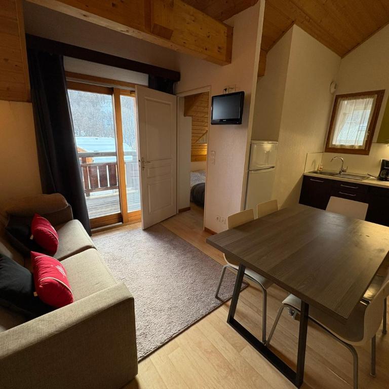 L'Eterlou by Mountain Collection Immobilier - 3 Pièces 2 chambres 6 pers Confort N°304 double balcon - 6
