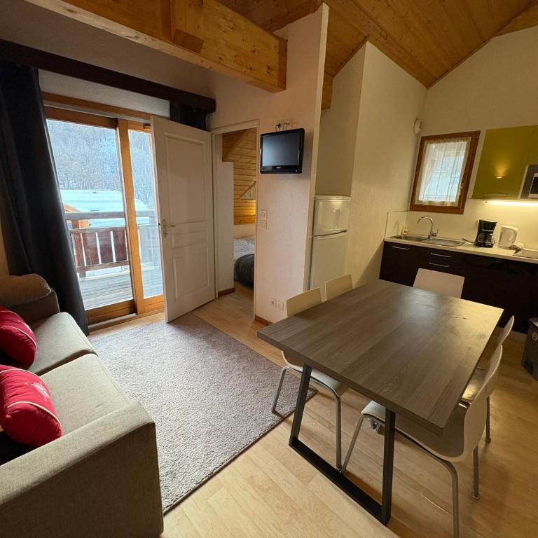 L'Eterlou by Mountain Collection Immobilier - 3 Pièces 2 chambres 6 pers Confort N°304 double balcon - 7