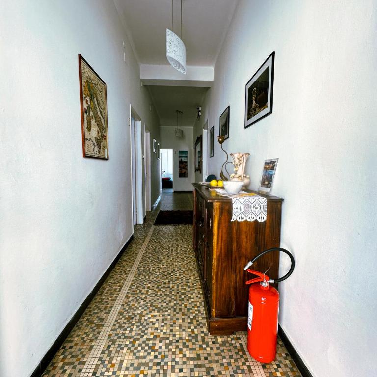 Affittacamere Giulia - Camera Matrimoniale con Bagno Privato Esterno - 8
