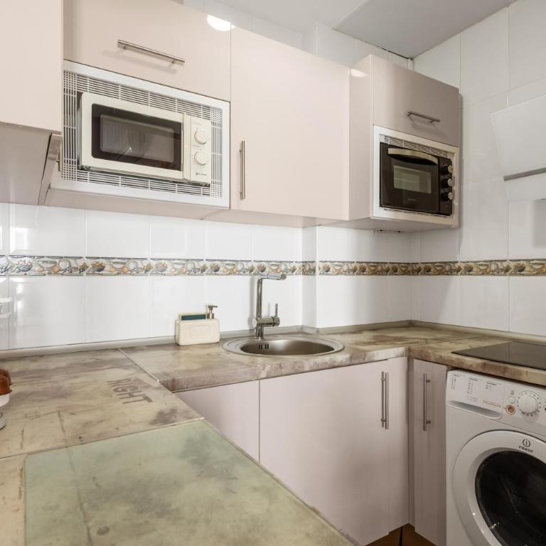 Málaga Centro Bonito Apartamento - Apartamento Superior de 1 dormitorio con balcón - 4