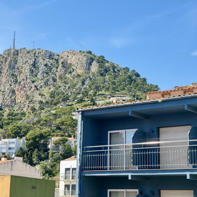 Esglesia 7 2-4 - Three-Bedroom Apartment - High Floor - 20