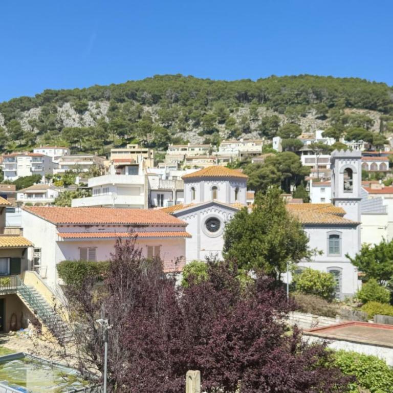 Esglesia 7 2-4 - Three-Bedroom Apartment - High Floor - 19