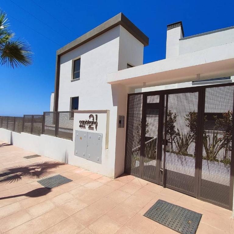 Beautiful and spacious 2 bedroom apartment with jacuzzi, Nerja - Apartamento Deluxe de 2 dormitorios con vistas al jardín - 5